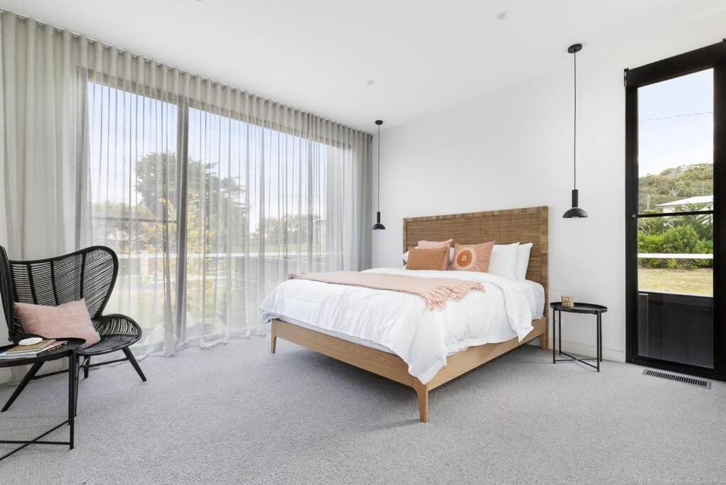 Kirks On Park - Brand New Luxury Home, Great Location 소렌토 외부 사진