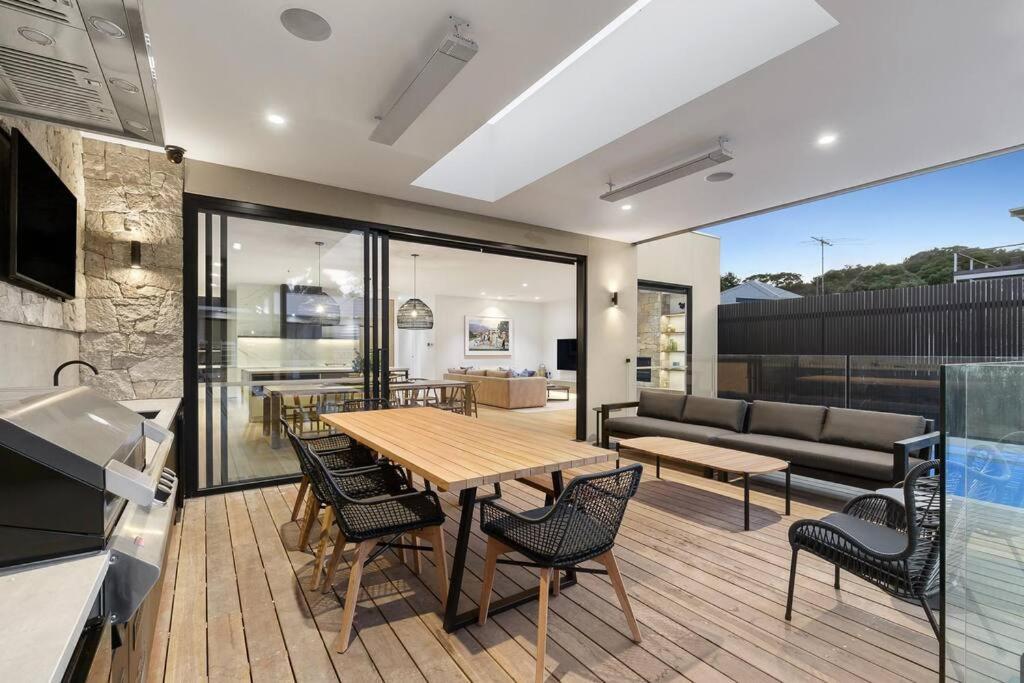 Kirks On Park - Brand New Luxury Home, Great Location 소렌토 외부 사진