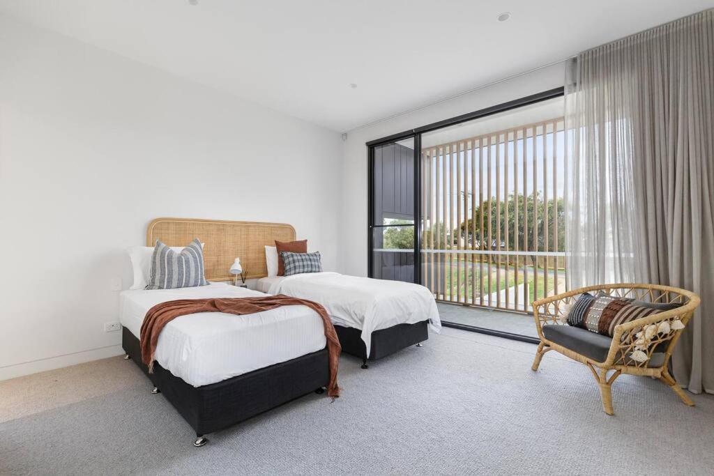 Kirks On Park - Brand New Luxury Home, Great Location 소렌토 외부 사진